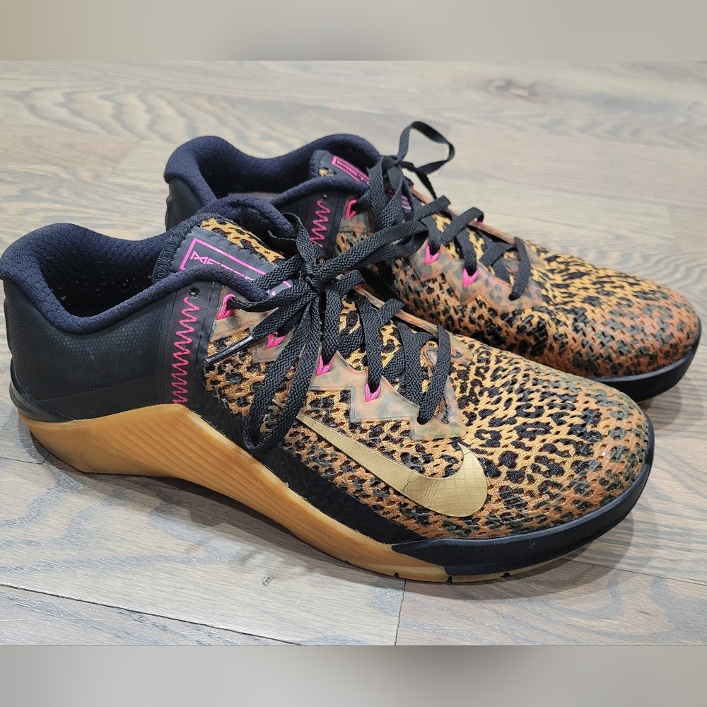 Nike Metcom 6 Leopard print